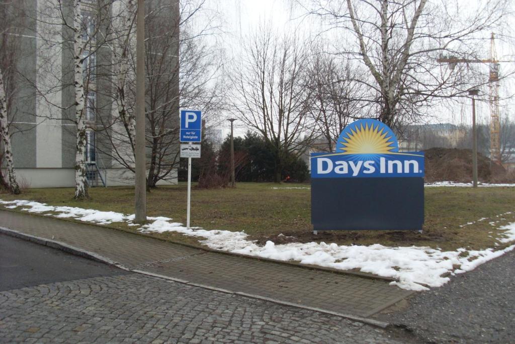 Days Inn Dresda Exterior foto